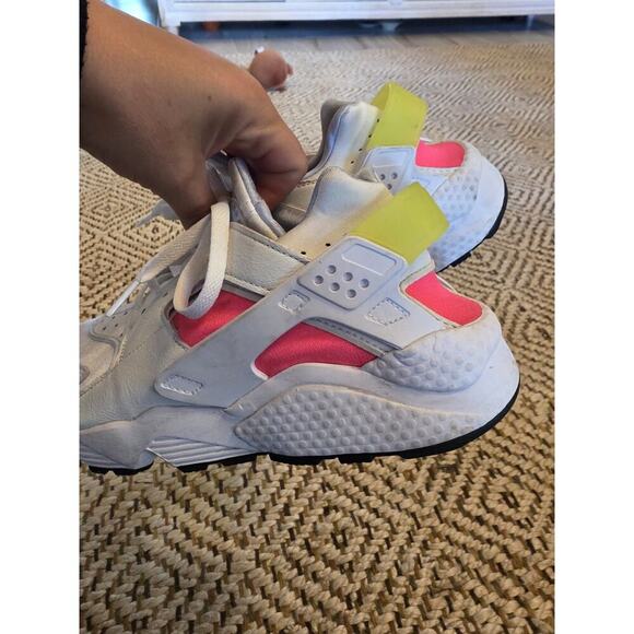Nike Air Huarache Run Womens Size 11 White Pink Athletic Running Shoes Sneakers - Picture 15 of 16